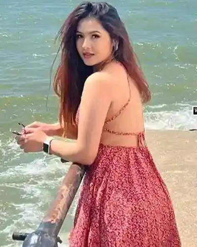 Call Girls in Brahmapuri