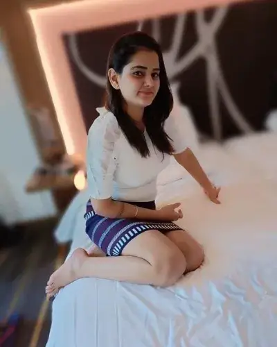 Escort Service In Brahmapuri